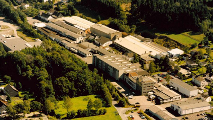 1727401116703618116A.jpg 222.jpg