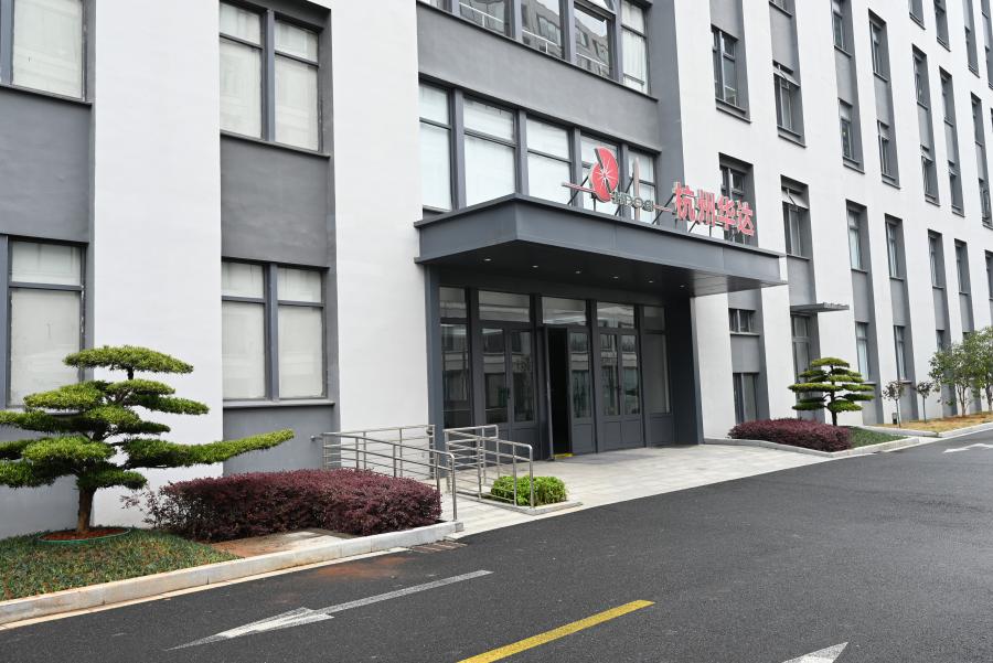 1775026870468718BA51.jpg DSC_5633.JPG